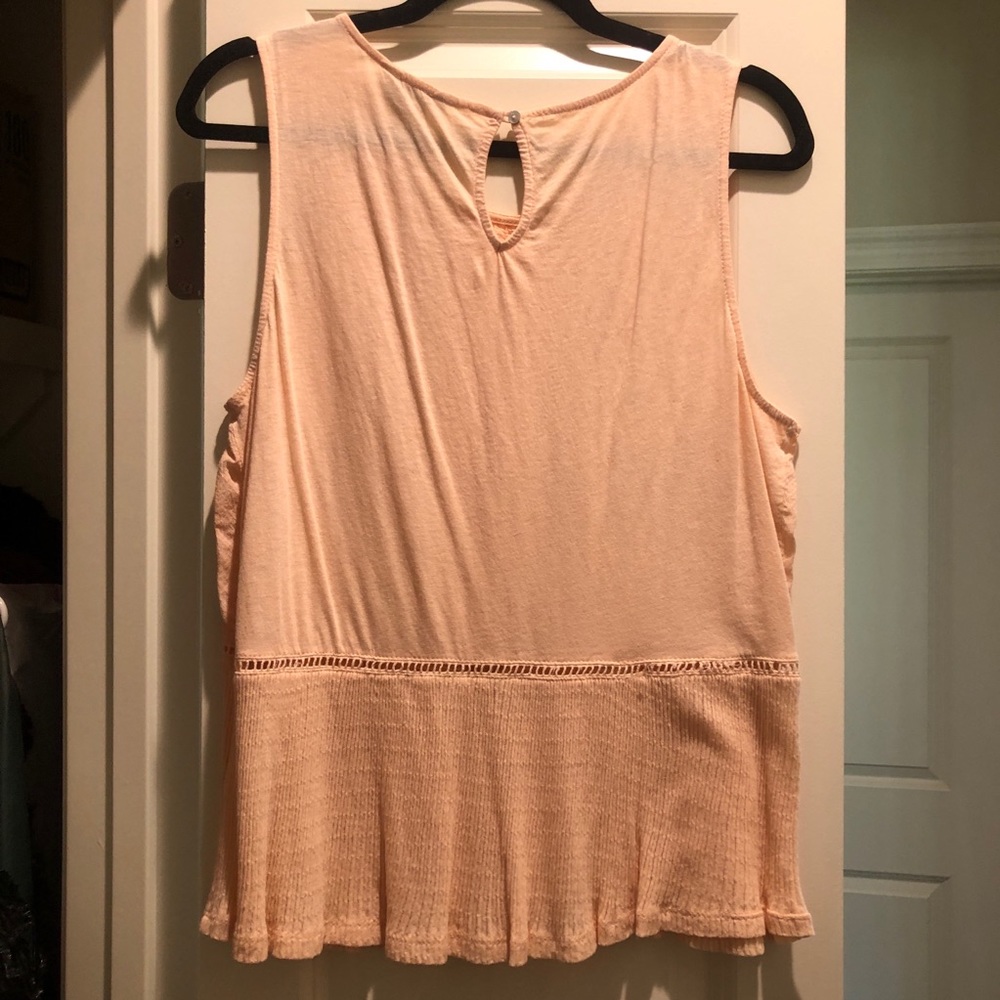 SOLD Lucky Brand peach embroidered top - Picture 10 of 10
